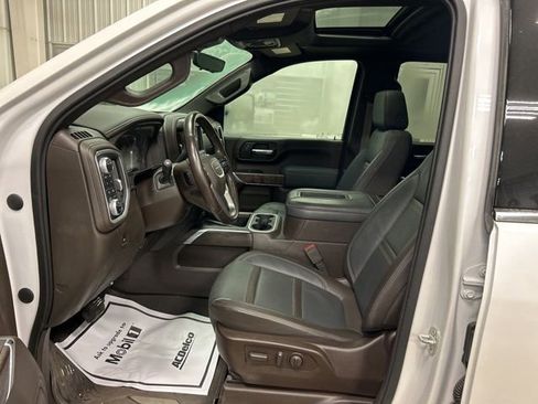 Used 2020 GMC Sierra 3500 Denali w/ Denali Ultimate Package image 9