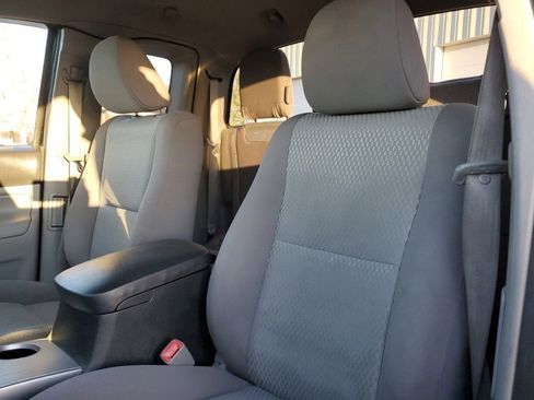 Used 2012 Toyota Tacoma 4x4 Access Cab image 26