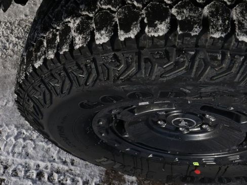 New 2025 Ford Bronco Badlands image 47