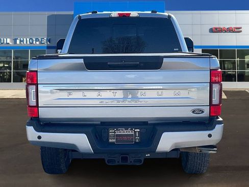 Used 2022 Ford F250 Platinum image 5