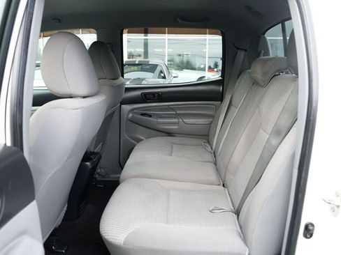 Used 2012 Toyota Tacoma V6 image 14