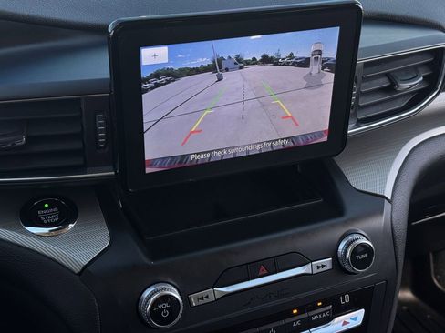 Used 2020 Ford Explorer XLT w/ Equipment Group 202A image 19