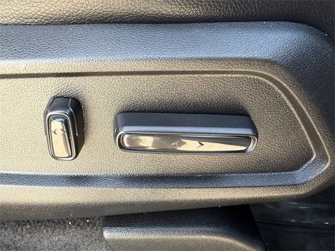 Used 2024 Honda Pilot TrailSport image 31