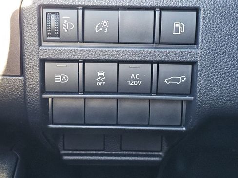 Used 2025 Toyota 4Runner TRD Off-Road Premium image 12