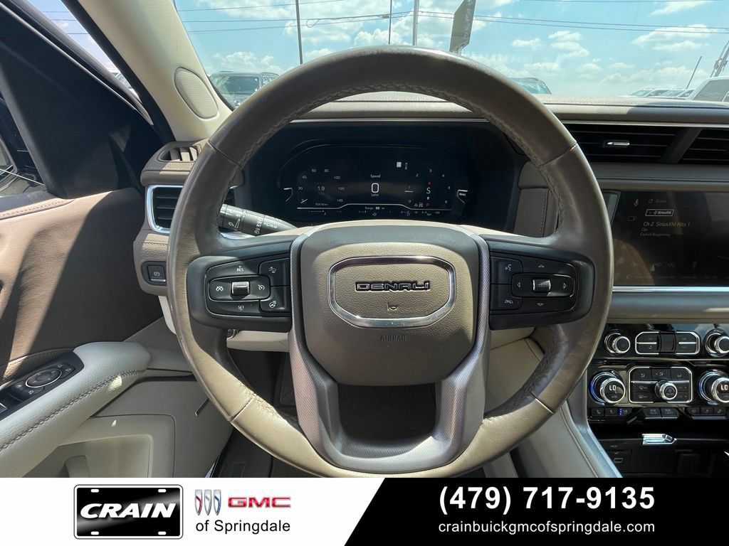 Used 2023 GMC Yukon Denali AWD/4WD image 14