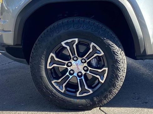 Used 2024 GMC Canyon AT4 w/ LPO, Skid Plate Package image 28