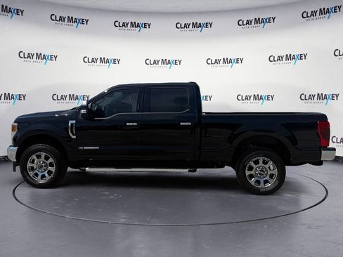 Used 2022 Ford F250 Lariat w/ Lariat Ultimate Package AWD/4WD image 2