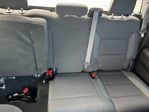 Used 2023 Chevrolet Silverado 1500 LT image 20