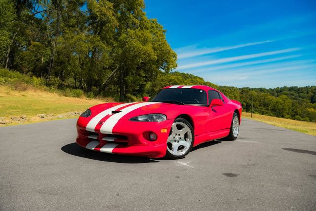 Used 2002 Dodge Viper GTS RWD image 16