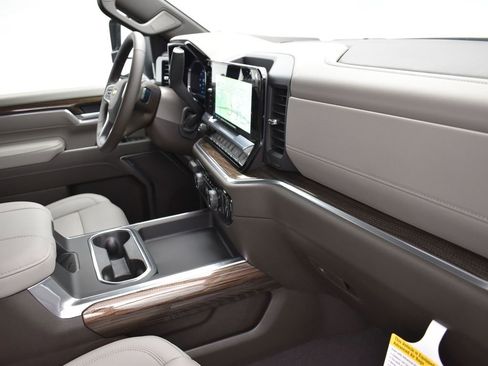 New 2026 Chevrolet Silverado 2500 LT w/ Z71 Chrome Sport Edition image 27