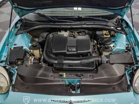 Used 2002 Ford Thunderbird image 3