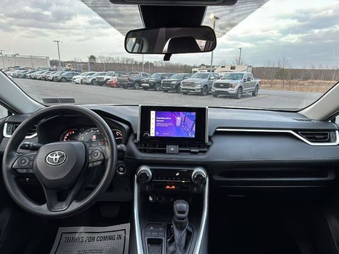 Used 2024 Toyota RAV4 XLE image 25