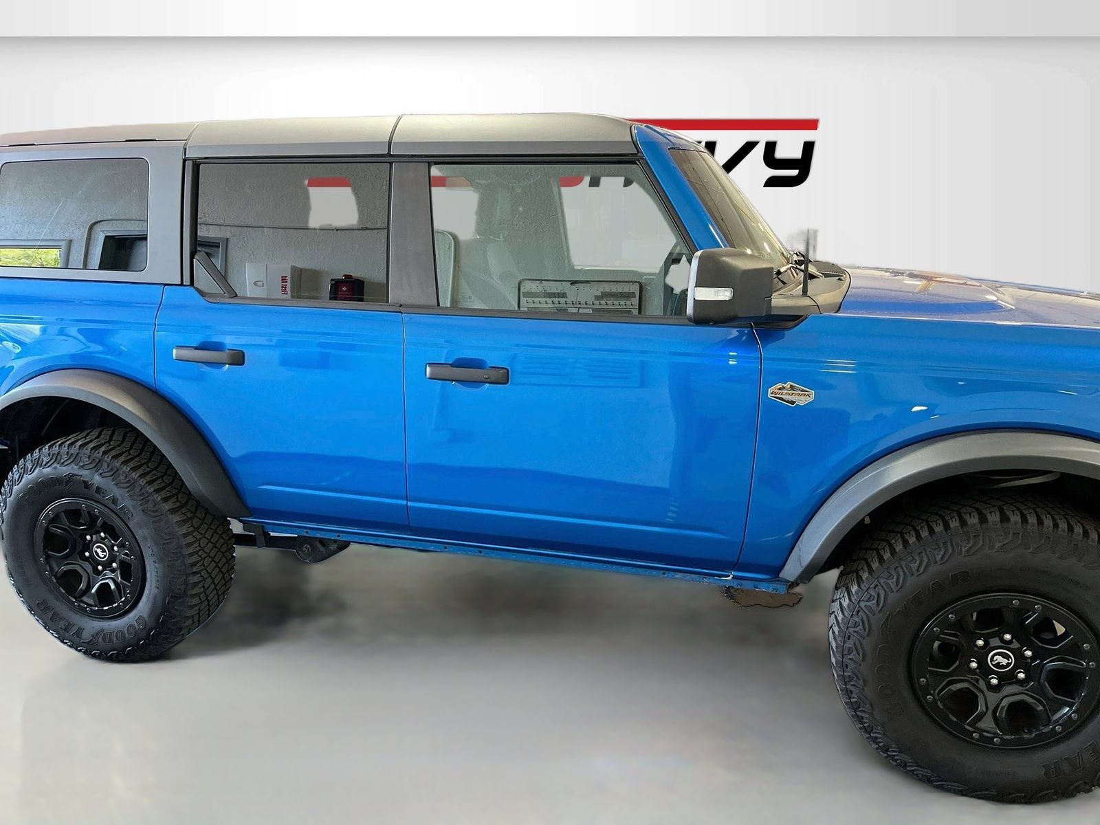 Used 2023 Ford Bronco Wildtrak AWD/4WD image 8