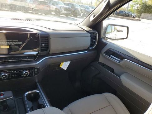 New 2026 GMC Sierra 1500 SLT w/ SLT Premium Plus Package image 17