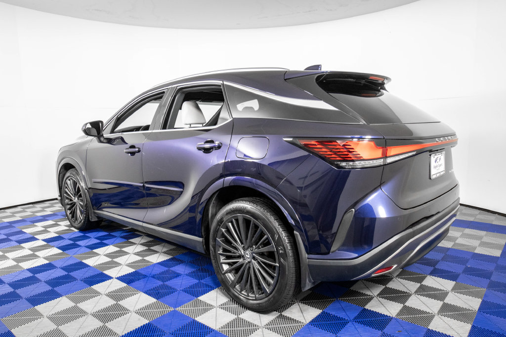 Used 2024 Lexus RX 350 Premium w/ Accessory Package (Z1) FWD image 9