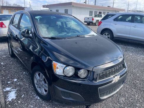 Used 2012 Chevrolet Sonic LS image 3
