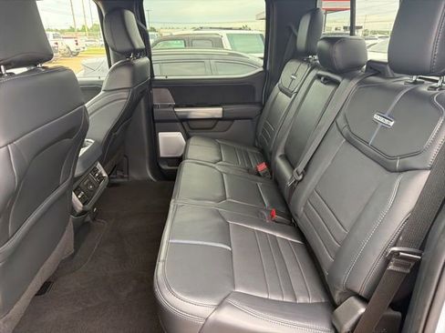 Used 2025 Ford F250 Platinum w/ FX4 Off-Road Package AWD/4WD image 17