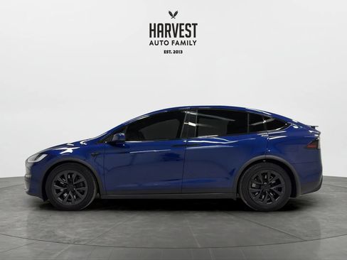 Used 2024 Tesla Model X AWD/4WD image 2