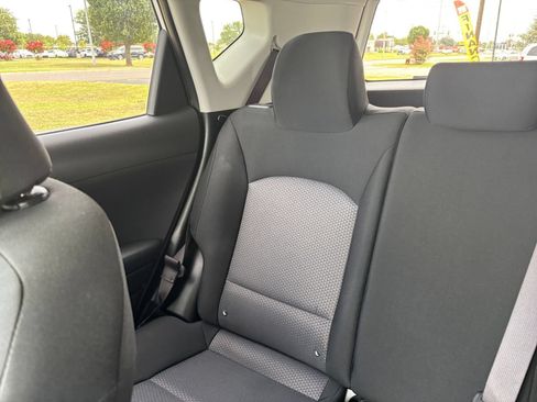 Used 2025 Kia Soul LX w/ LX Technology Package FWD image 36