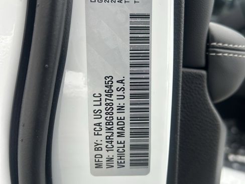 New 2025 Jeep Grand Cherokee L Limited w/ Black Appearance Package image 13