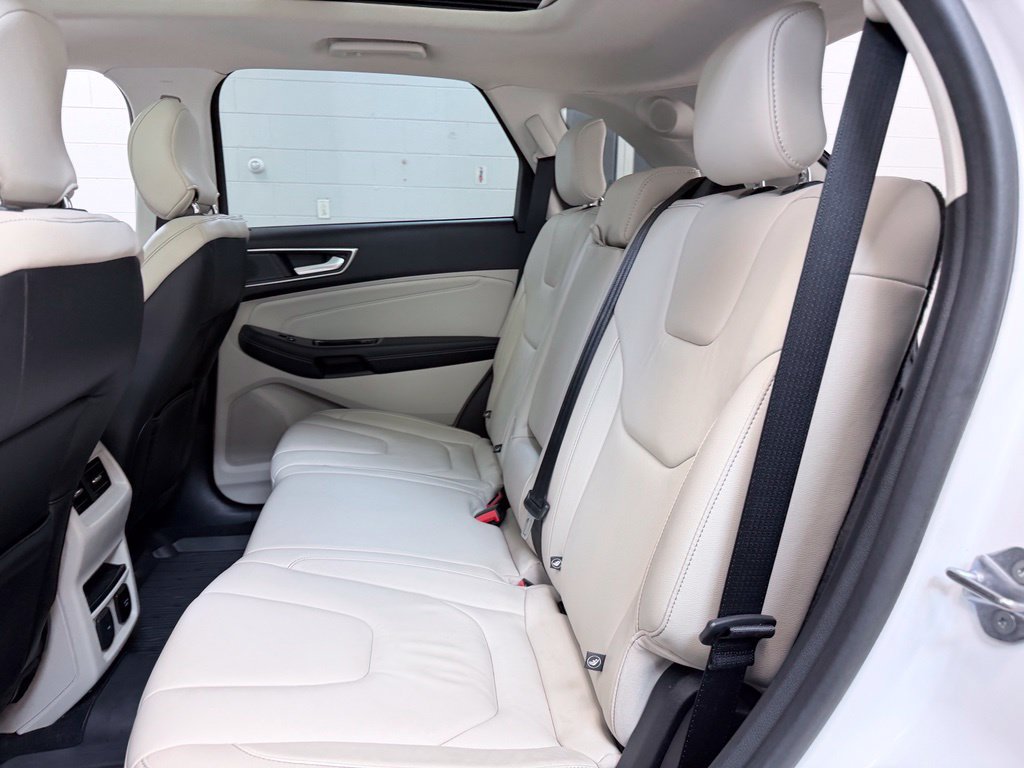Used 2019 Ford Edge Titanium w/ Cold Weather Package AWD/4WD image 22