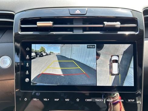 Certified 2024 Hyundai Tucson Limited image 28