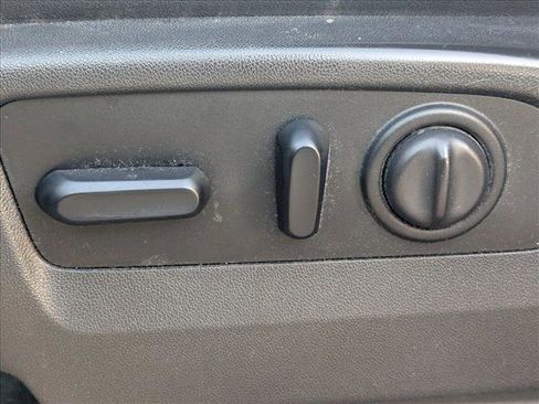 Used 2019 Chevrolet Silverado 1500 LTZ w/ LTZ Convenience Package image 12