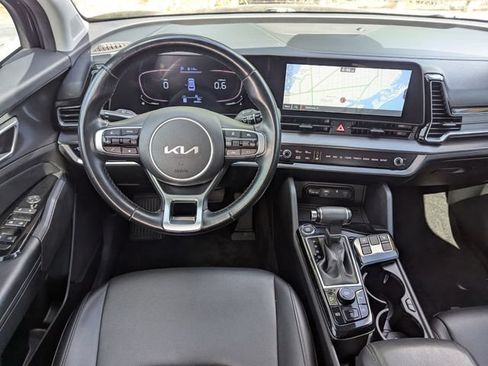 Used 2024 Kia Sportage EX FWD image 14