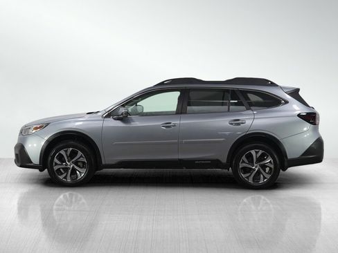 Used 2022 Subaru Outback Limited XT image 2