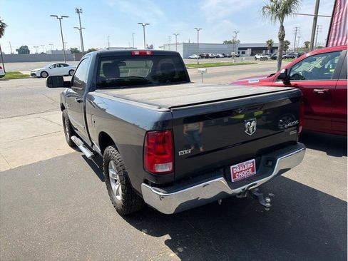 Used 2017 RAM 1500 Classic SLT AWD/4WD image 8