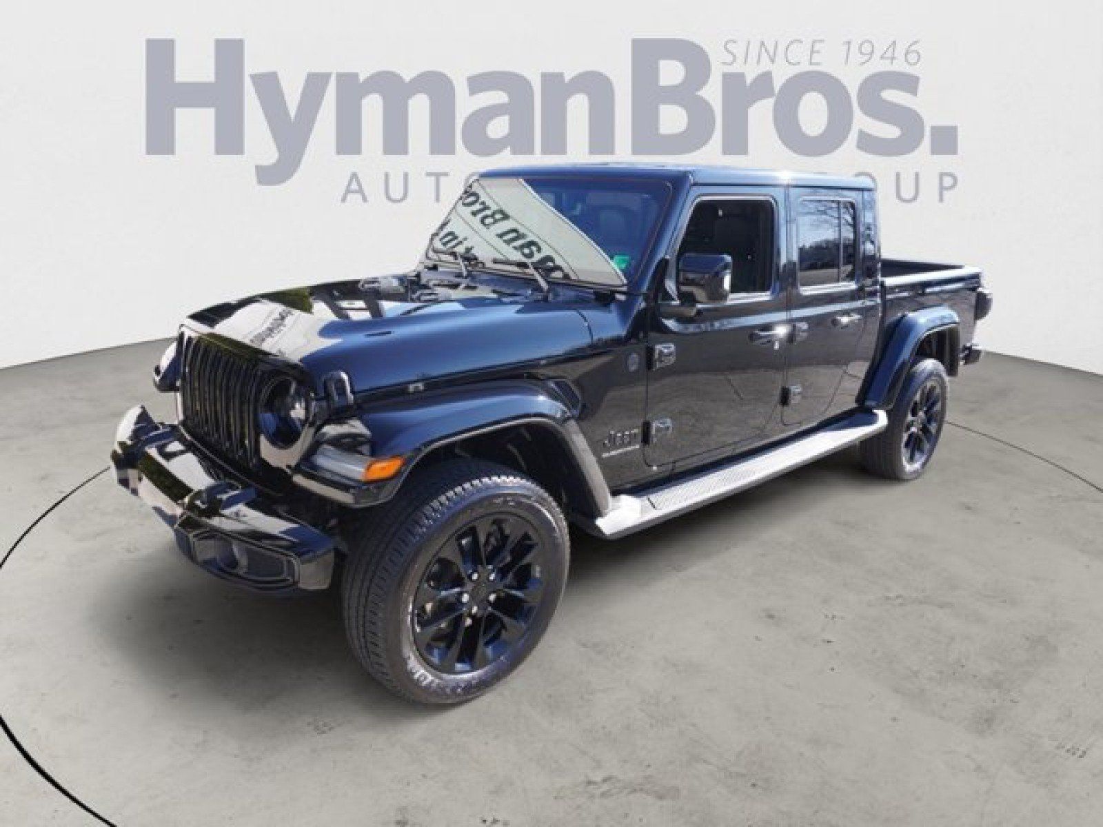 Used 2023 Jeep Gladiator Overland AWD/4WD image 1