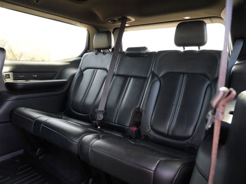 Used 2022 Jeep Wagoneer Series III w/ Premium Group I image 21