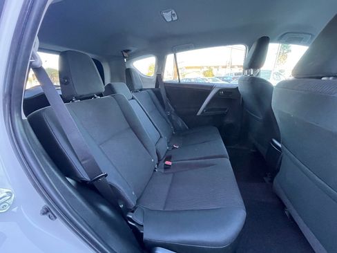 Used 2016 Toyota RAV4 LE image 14