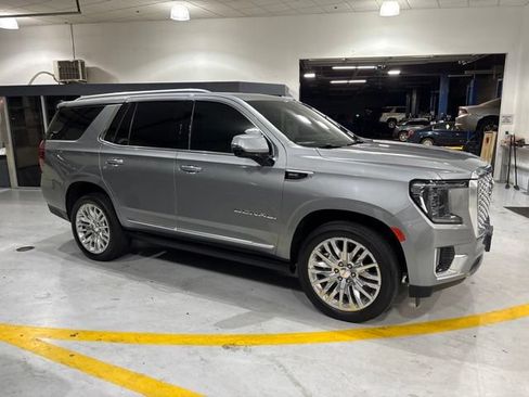Used 2023 GMC Yukon Denali w/ Max Trailering Package AWD/4WD image 9