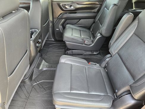 Used 2021 Chevrolet Tahoe Z71 AWD/4WD image 34