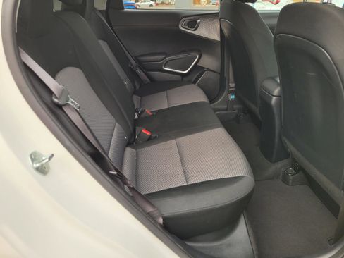 Used 2024 Kia Soul LX w/ Option Group 015 image 15