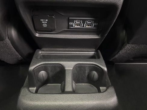 Used 2023 Jeep Grand Cherokee L Limited w/ Luxury Tech Group II image 35