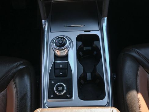 Certified 2021 Ford Explorer King Ranch w/ Premium Technology Package image 35