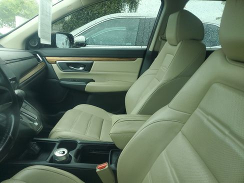 Used 2017 Honda CR-V EX-L image 9