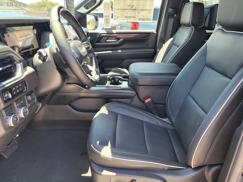 New 2026 GMC Yukon XL Elevation w/ Elevation Premium Package RWD image 13