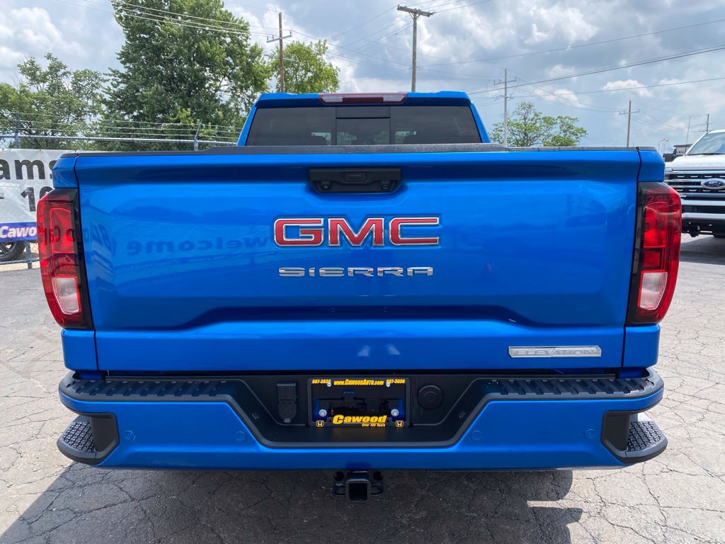 Used 2024 GMC Sierra 1500 Elevation w/ Elevation Premium Package AWD/4WD image 3