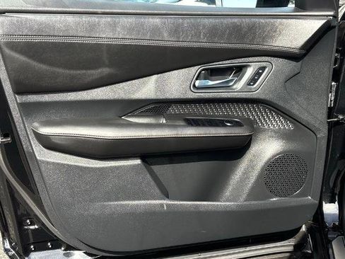 Certified 2024 Nissan Ariya AWD image 13