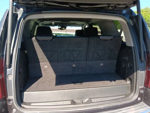 Used 2017 Chevrolet Tahoe Premier AWD/4WD image 31
