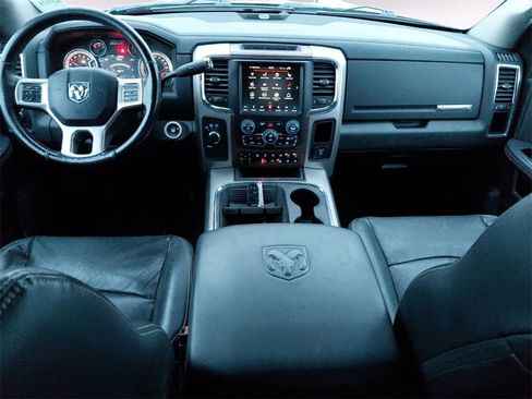 Used 2018 RAM 3500 Laramie image 10