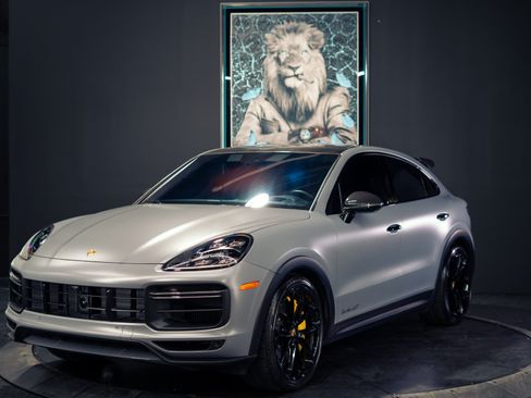 Used 2023 Porsche Cayenne Turbo GT AWD/4WD image 1