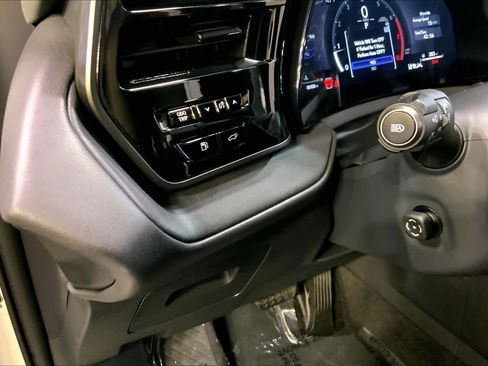 Certified 2025 Lexus TX 350 AWD image 34