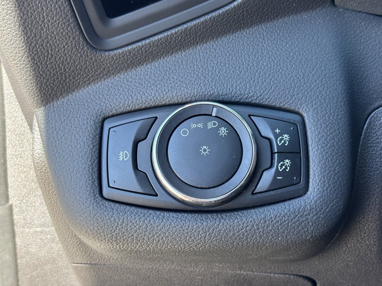 Used 2014 Ford Escape SE AWD/4WD image 30