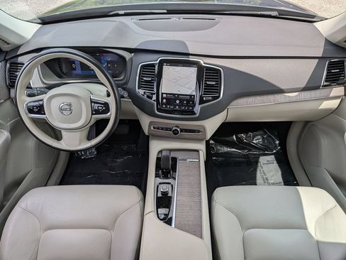 Used 2023 Volvo XC90 B6 Plus AWD/4WD image 30