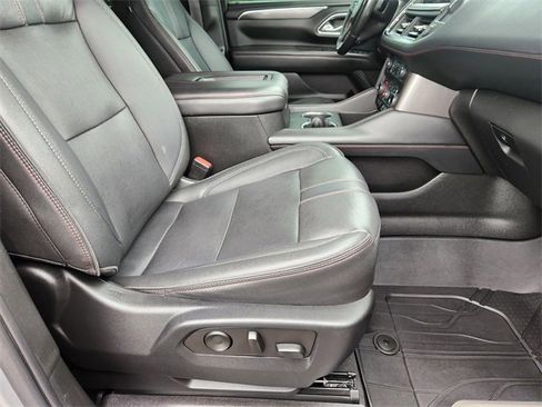Used 2023 Chevrolet Suburban RST image 17