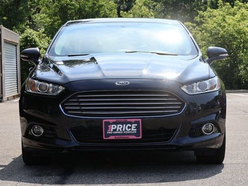 Used 2014 Ford Fusion Titanium FWD image 2
